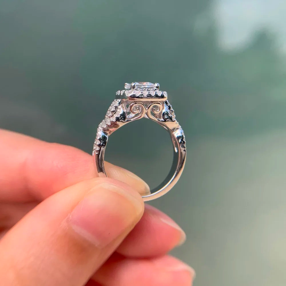 Bague de fiançailles élégante pour femme