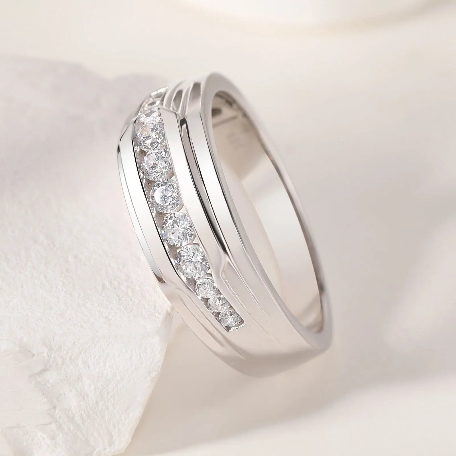 Bague en moissanite pour homme